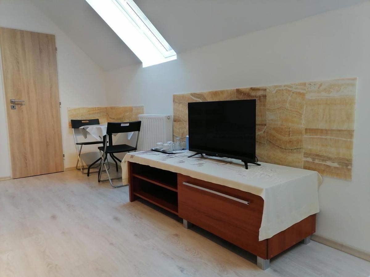 Apartmany Amalia Piestany Bagian luar foto